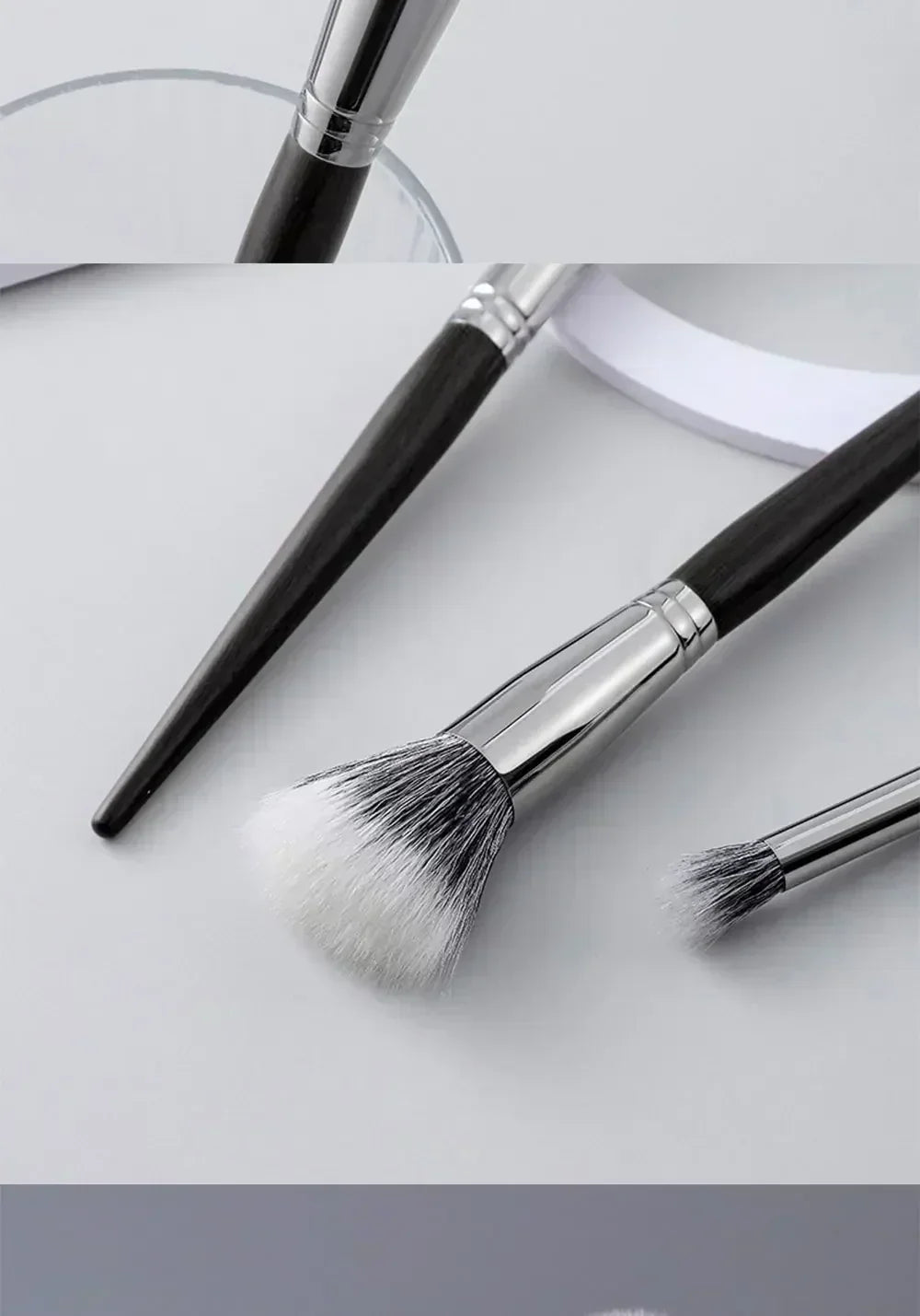 Pointillator brush Blush brush Pure wool flat head Cangzhou makeup brush Soft bristle wooden handle Beauty tool